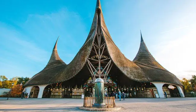 Entree van de Efteling in Kaatsheuvel – taxi naar de Efteling