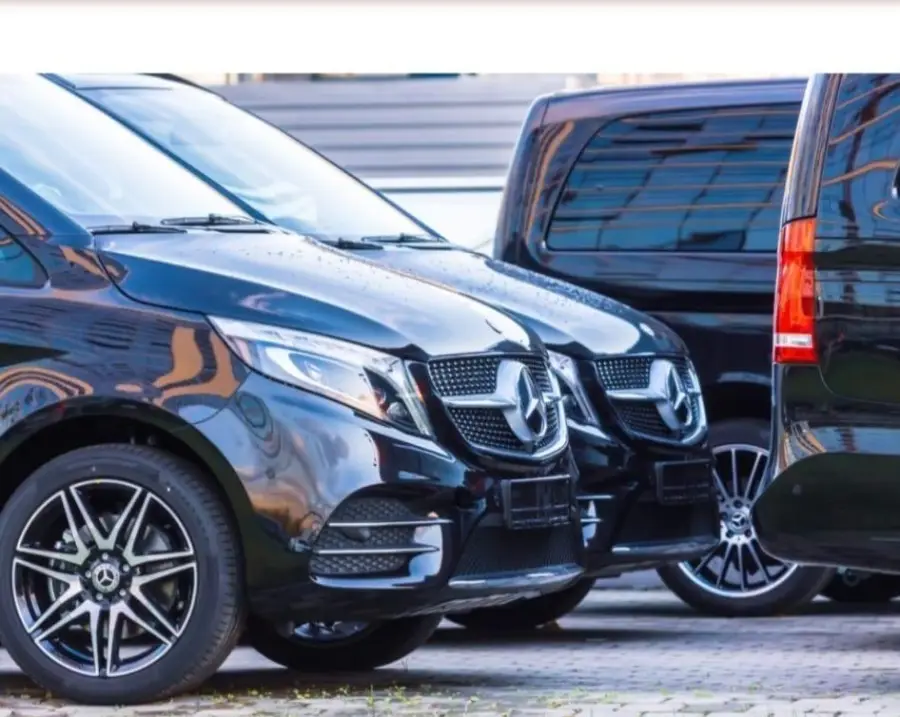 Luxe taxibus voor een avondje uit in Kaatsheuvel en Waalwijk